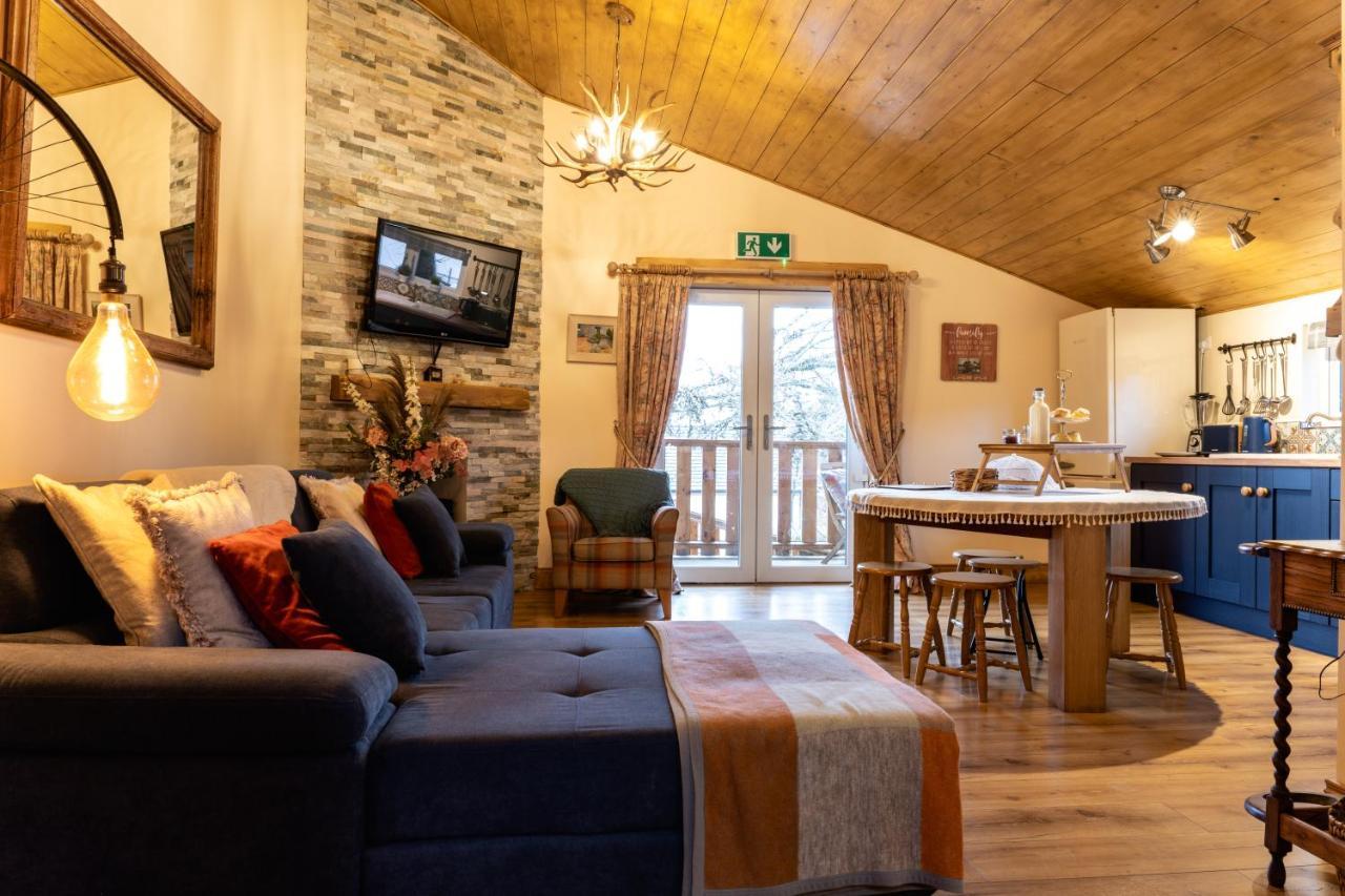 Greenvale Cabins Forkhill Екстер'єр фото