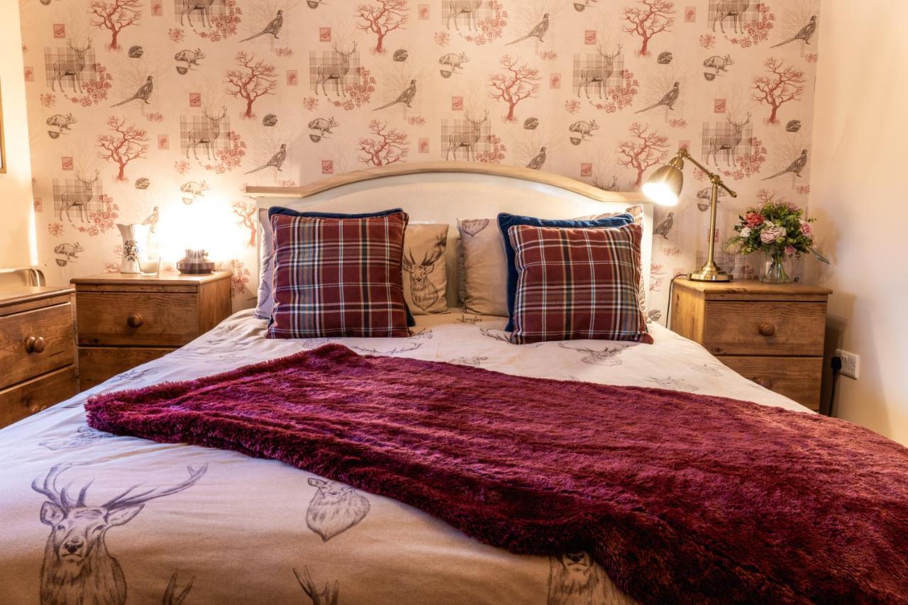 Greenvale Cabins Forkhill Екстер'єр фото