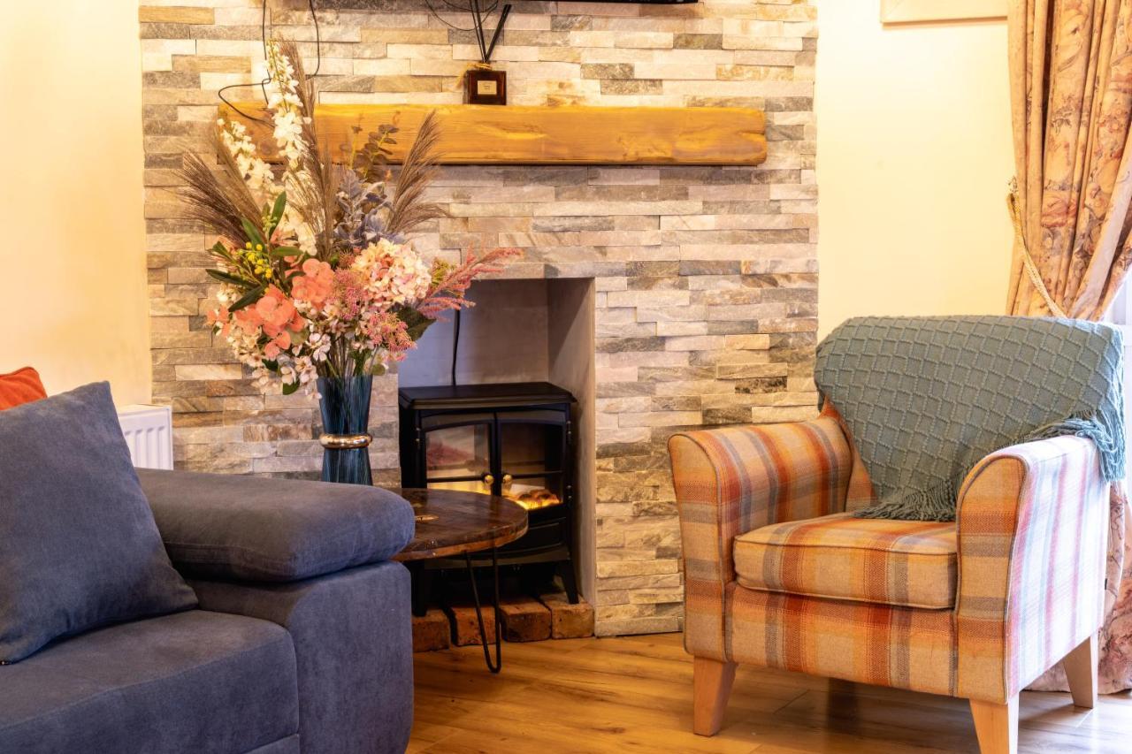 Greenvale Cabins Forkhill Екстер'єр фото