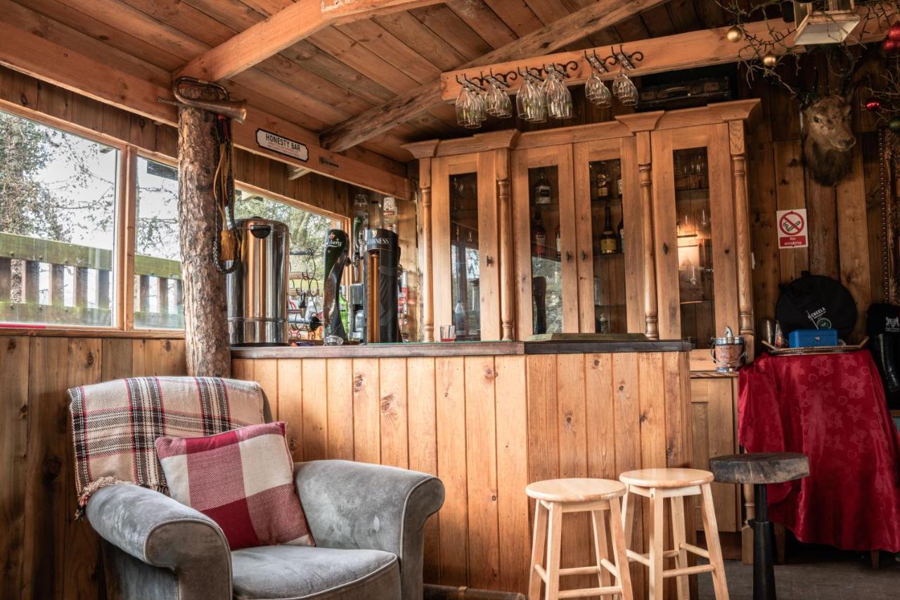 Greenvale Cabins Forkhill Екстер'єр фото