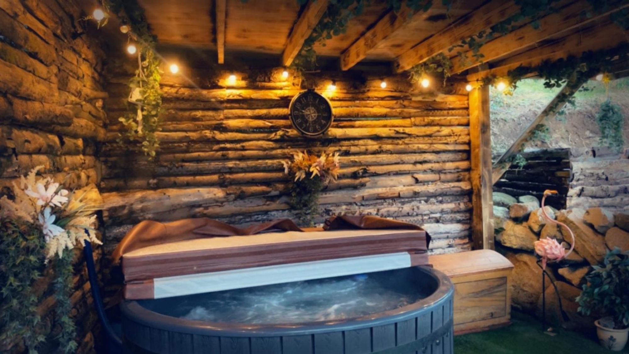 Greenvale Cabins Forkhill Екстер'єр фото