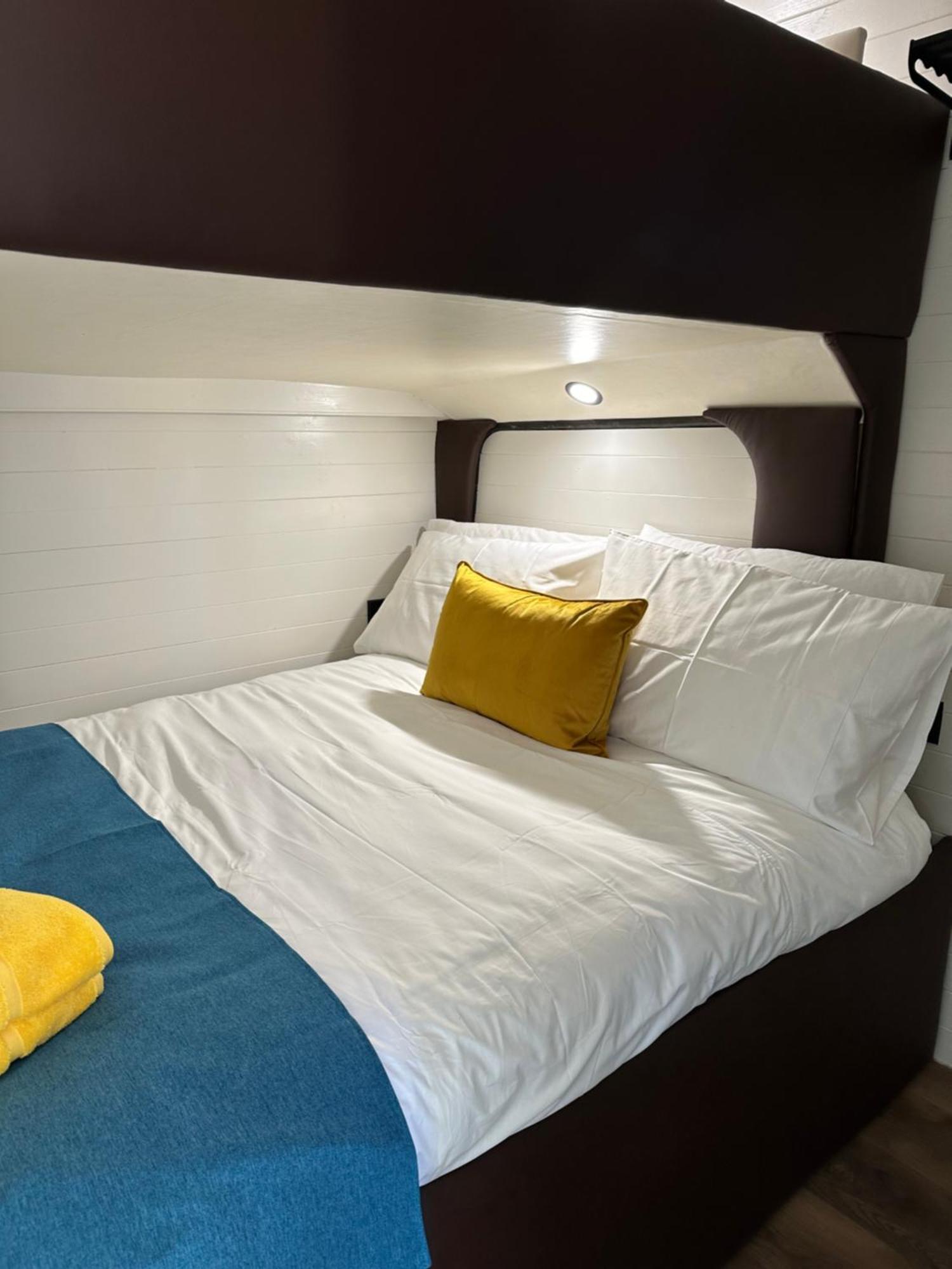 Greenvale Cabins Forkhill Екстер'єр фото